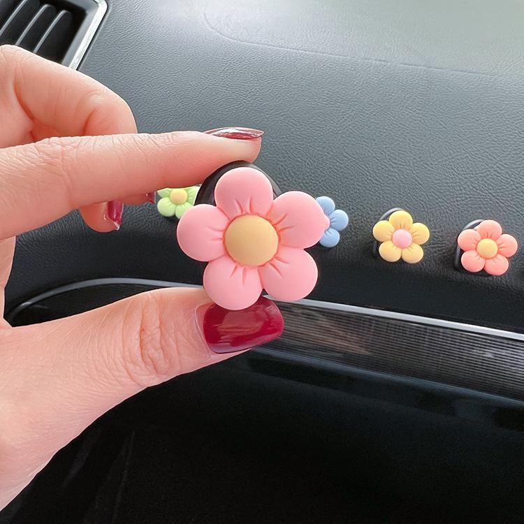 Creative Floral Car Vent Perfume & Aromatherapy Decor – Goddess Style Fragrance