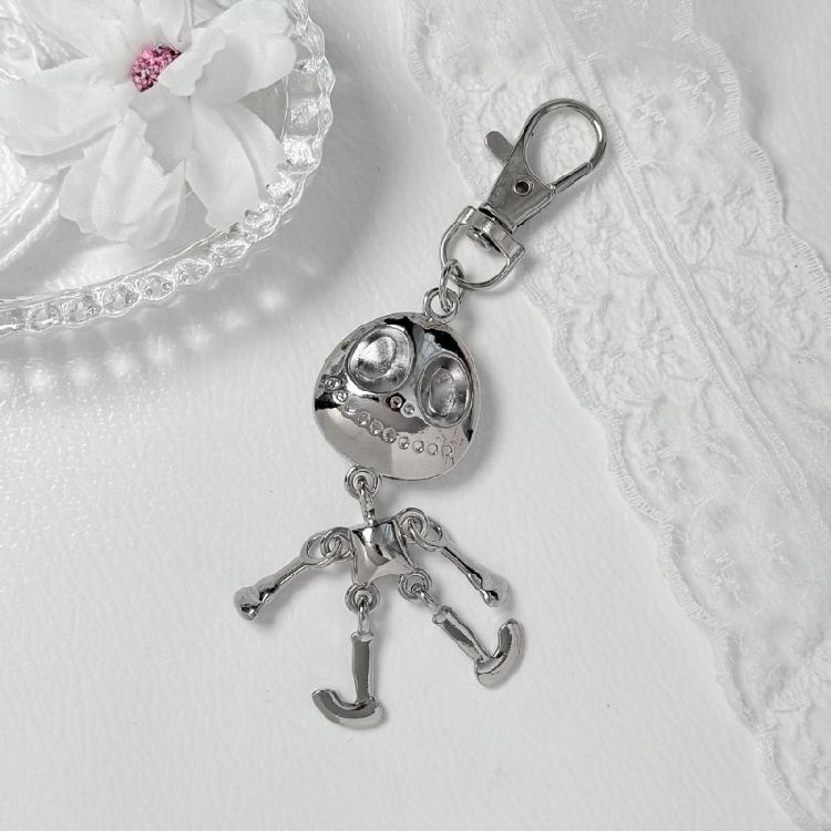 Portable Robot Shaped Keychain Craft Of Sturdy Alloy For Long Time Use