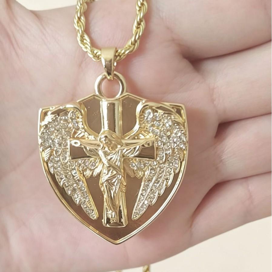 European & American Rhinestone Angel Wing Shield Pendant Hip Hop Necklace Jewelry