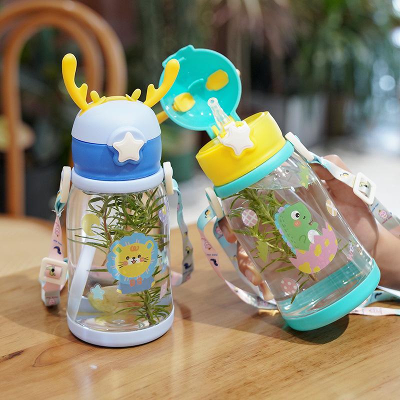 Kids' Cartoon Antler Straw Water Bottle with Strap - Large Capacity, Durable Plastic