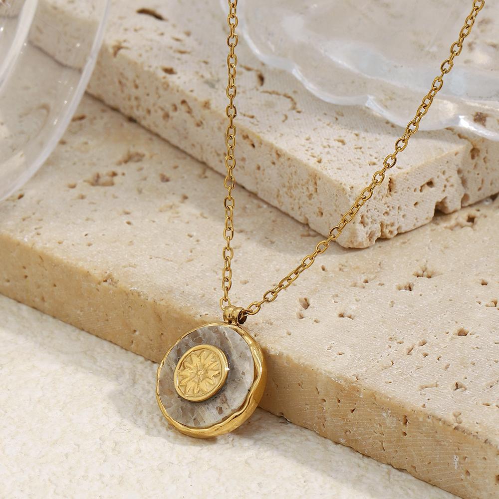 MamacitaSlay 316L Stainless Steel Marble Round Sun Necklace 18K Gold Plated Waterproof Jewelry Women's Minimalist Retro Necklace