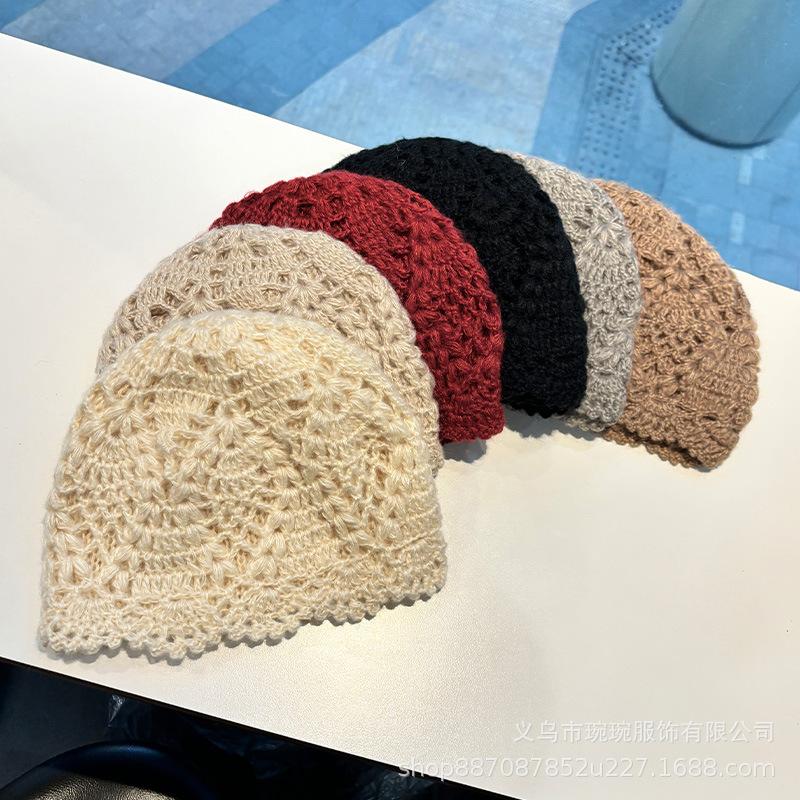 New handmade link flower decorative temperament simple knitted hat autumn and winter new face small literary wool hat