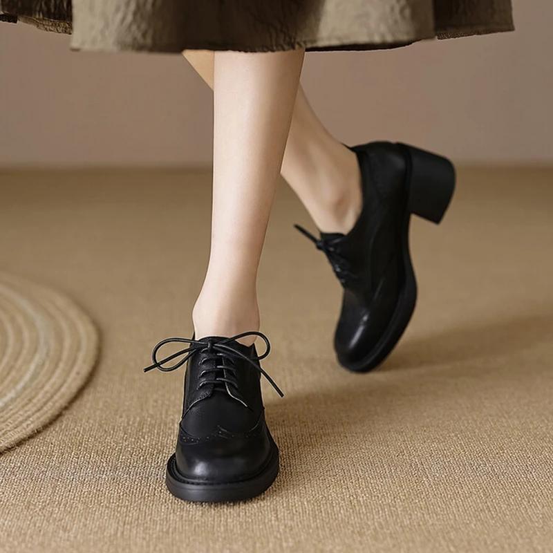 Fashion NEW Spring Women Loafers Genuine Leather Shoes Round Toe Square Heel Women Shoes Casual Lace-up Women Pumps Carving Oxford Shoes