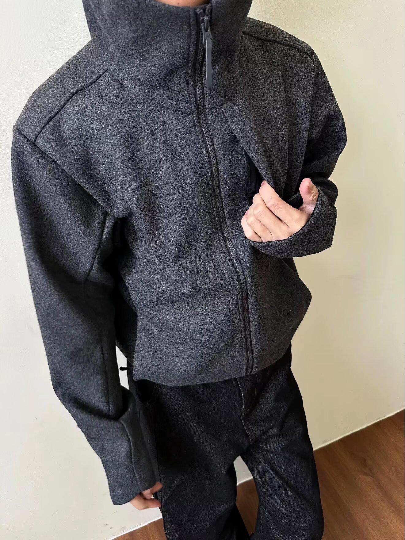 Men s Trendy Light Gray Hooded Zip-Up Cardigan Jacket - Autumn Winter 2024 Collection M