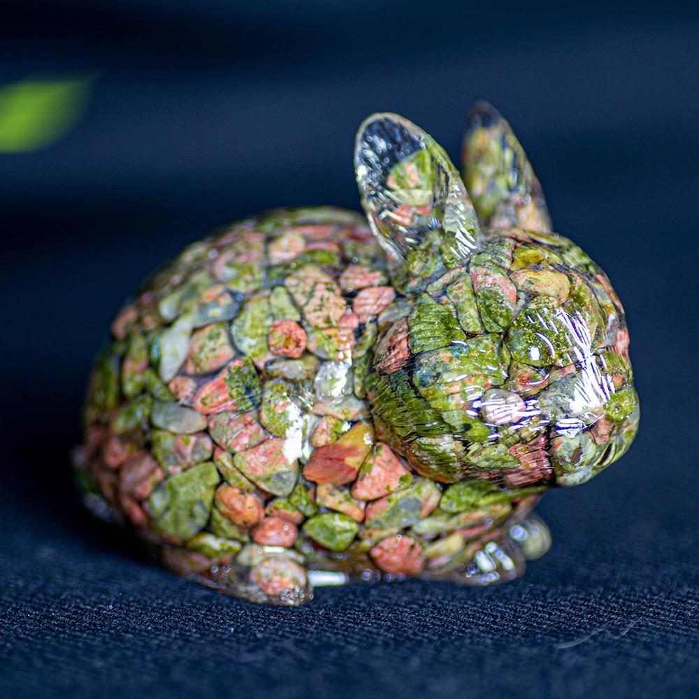 Natural Crystal Resin Bunny Figurine For Home Decor And Gift Giving