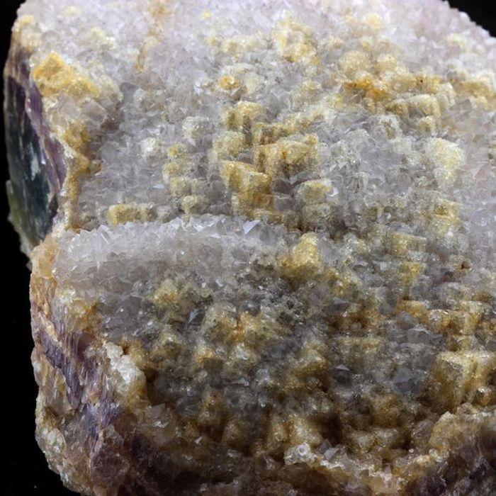 Pierres et Minéraux. Quartz + Fluorite. 3742.5 ct. Fontsante Mine, Var, France..