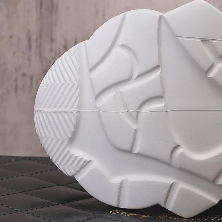 2024 Men's Mid-High Top Breathable Sports Shoes: Trendy, Versatile, Thick-Soled Summer Footwear