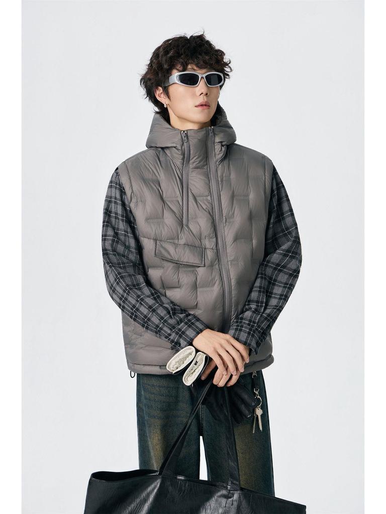 Men's Winter 90% White Duck Down Hooded Vest - European & American Style, Plus Size, Loose Fit, Embossed Shoulder Cape.