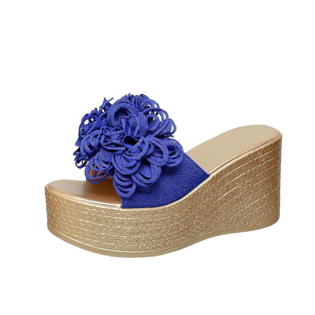 Slope heel beach slippers women's summer 2025 new fish mouth flower comfortable outdoor beach shoes women