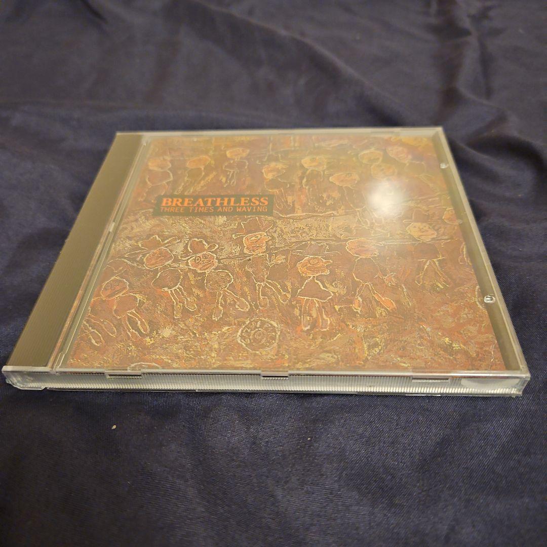 

[USED] BREATHLESS. hree Times & Waving
