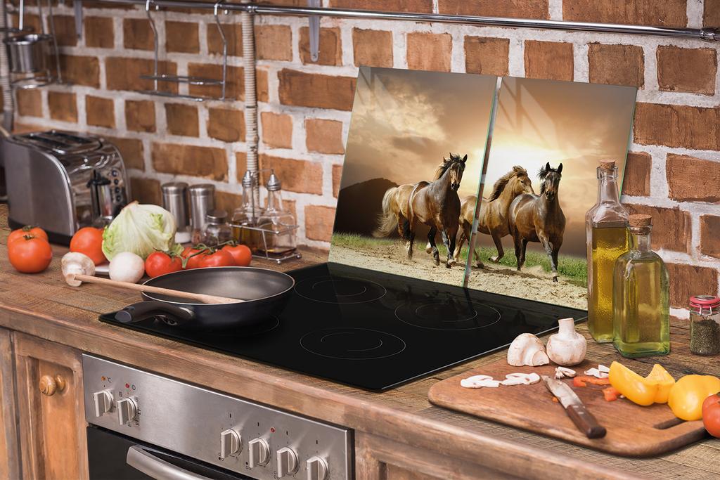 SZKLANA PŁYTA OCHRONNA NA KUCHENKĘ 75x52 KONIE
