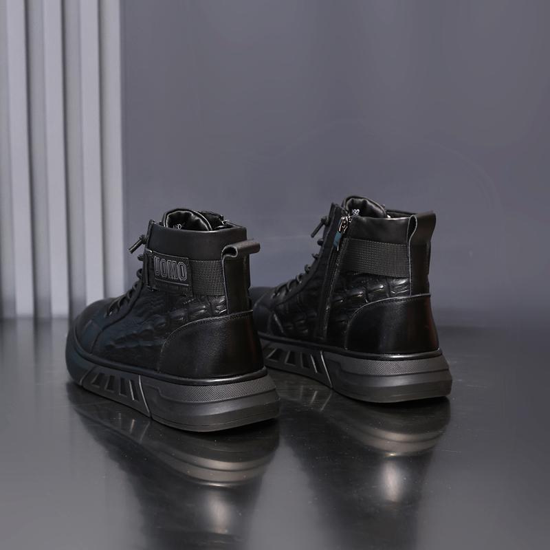 Fashion Golden Sapling Cowhide Snow Boots Men 2025 Fashion Leisure Flats Platform Man Short Booties Outdoor Casual Genuine Leather Shoes