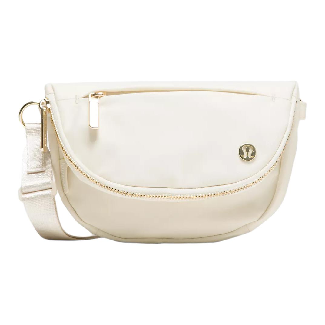 

Lululemon Sac All Night Festival 2L Brand Logo Design Nylon Crossbody Bag Women bags Light-Ivory Gold LW9ENNS-042797 Light Ivory & Gold