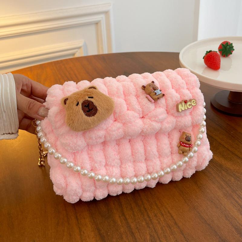 Capybara Hand-Knitted DIY Crossbody Bag Kit - Perfect Gift for Girlfriend