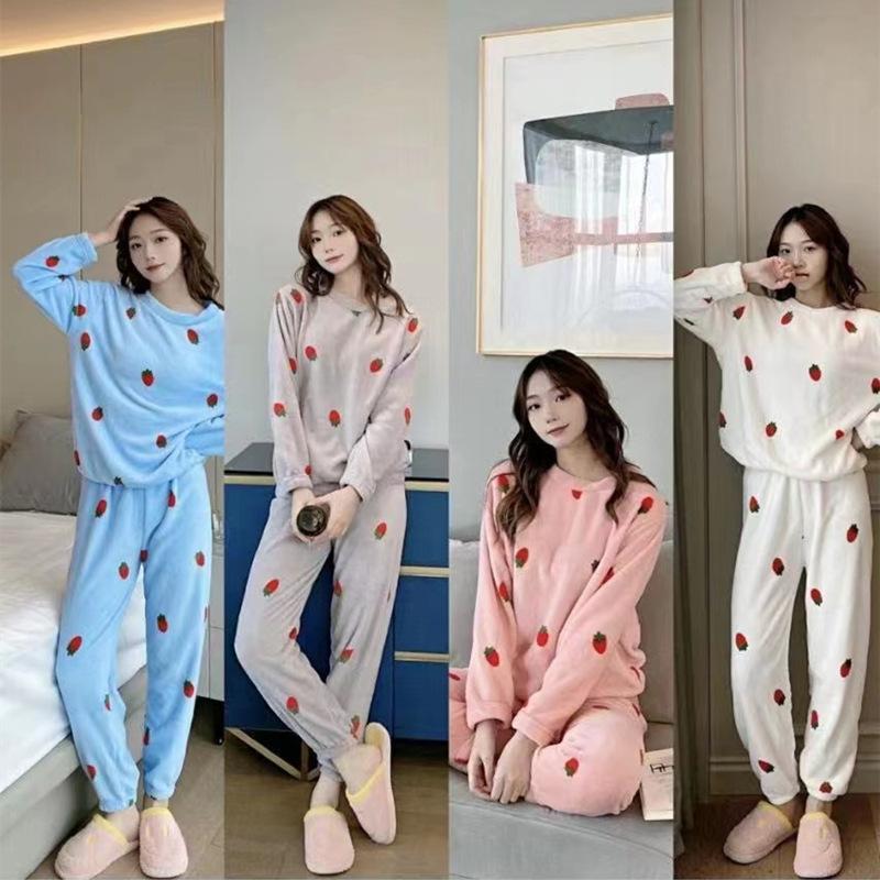 Women Warm Flannel Pajamas Long-sleeved Coral Fleece Sleepwear