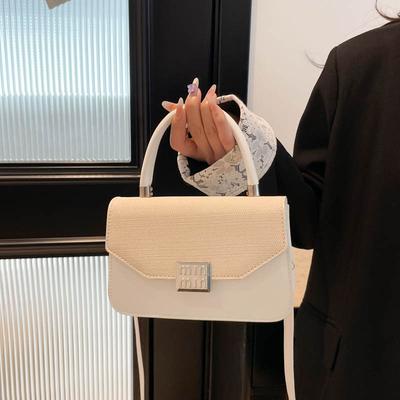 Bolsa mensageiro simples versátil para o dia a dia, design de temperamento de moda de verão, bolsa quadrada pequena portátil para mulheres