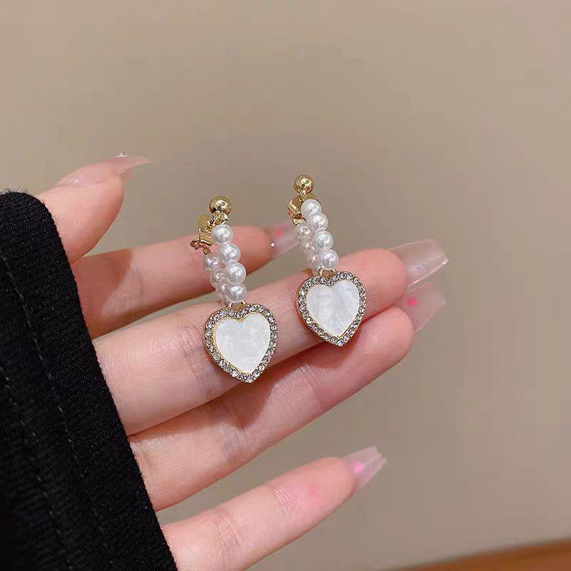 

Модные серебряные серьги-сердечки с жемчугом и бриллиантами: Милый корейский дизайн для женщин, вдохновленный знаменитостями