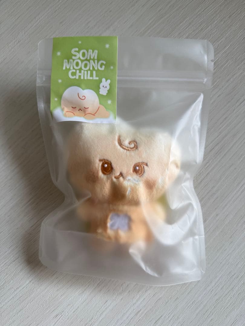 

[USED] Doyoung som-moong-chill plush toy