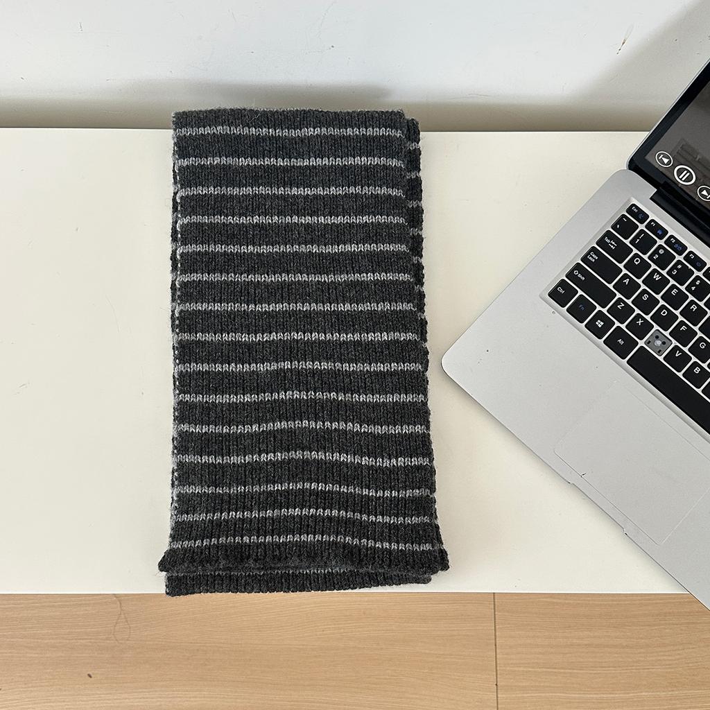 A Simple Color-Blocked Striped Knitted Wool Scarf For Autumn And Winter Soft And Versatile Pure Wool Neck Warmer For Women