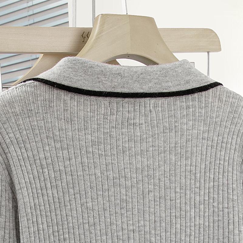 Damen Strickoberteil mit großem Revers und langen Ärmeln