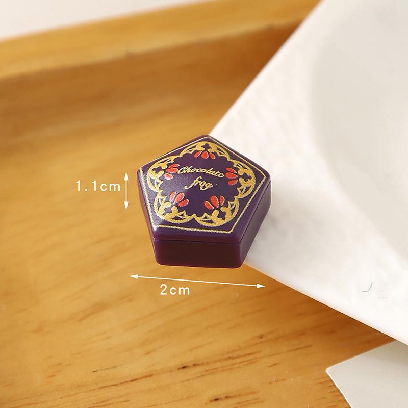 

[JN] 1/12 Dollhouse Mini Magical Academy Props Decoration Dollhouse Micro Scene Ornaments Dolls House Accessories Kid Toys