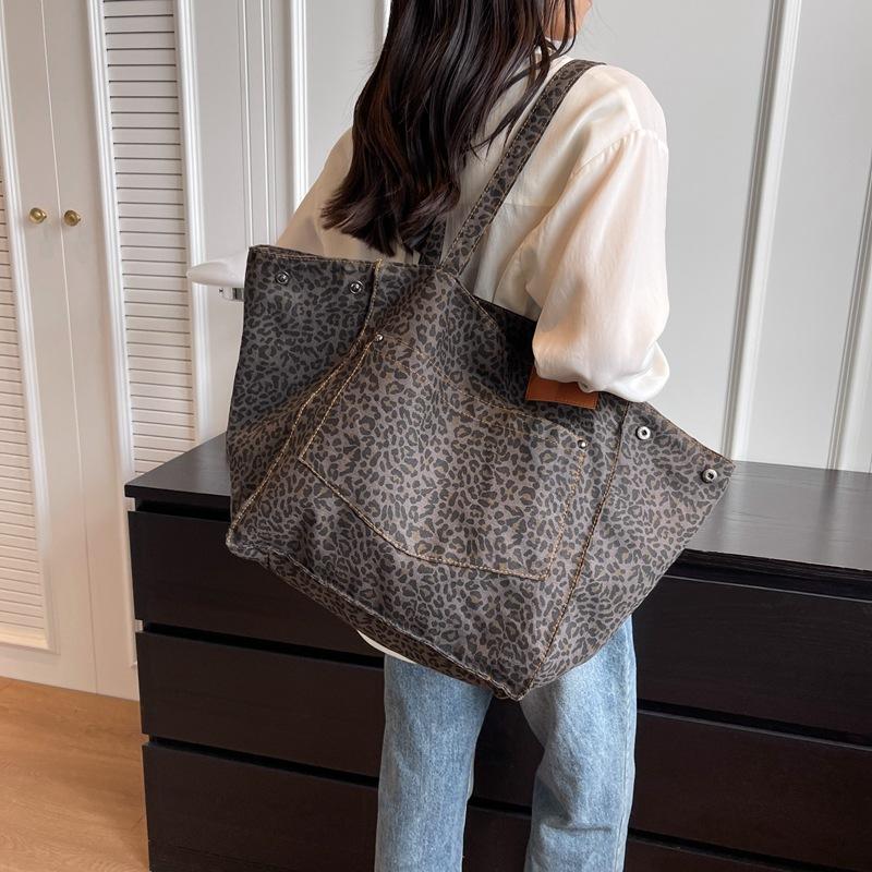 Leopard Print Canvas Tote Bag Women's Large-capacity Bag Spring and Summer New Portable Commuter Shoulder