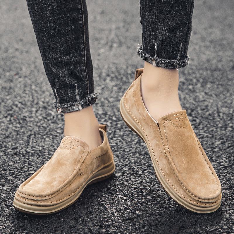 The New Korean Version of the Trend of Low-top Foot Loafers, Hand-sewn Shoes, Men's Fashion Simple Outdoor Men's Driving Shoes