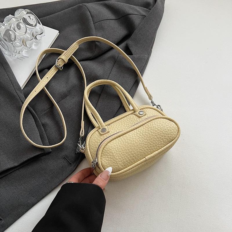 Summer Popular Small Bag Women's New Fashion Versatile Shoulder Bag Small Bag Messenger Bag