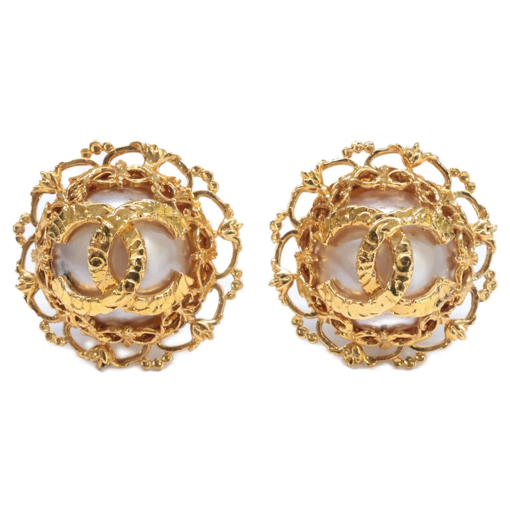 CHANEL 2 9 Vintage CC Logos Faux Baroque Pearl Lava Earring goldUsed