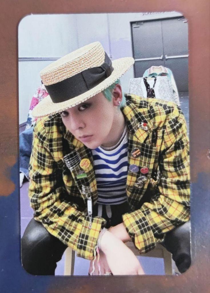 [USED] G-DRAGON ÜbermenschYES24 bonus trading card