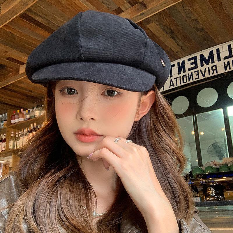 Octagonal hat with square and round face  large head circumference simple beret for women  autumn and winter face showing little painter's cloud hat