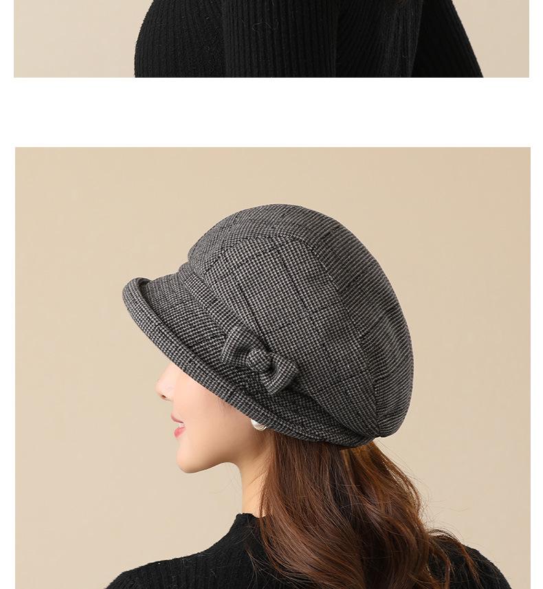 Plaid Autumn & Winter Women's Fisherman Hat: Stylish, Warm, & All-Match for Middle-Aged & Elderly.