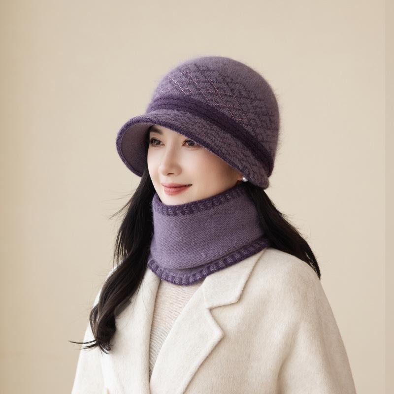 Autumn And Winter Women'S Purple Knitted Hat Scarf Set, Short-Brimmed Hat, High-Necked Scarf, A Must For Warm And Fashionable Temperament