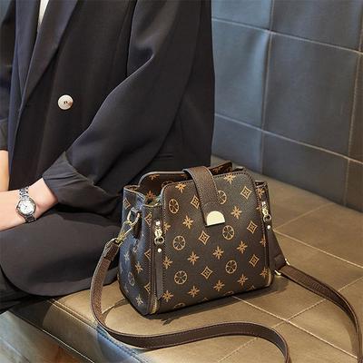 New Crossbody Bag for Women's Bucket Bag Autumn and Winter Fashion High-quality Texture Shoulder Bag Trendy