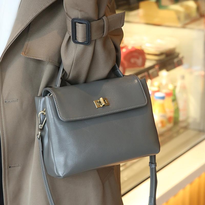 Genuine Leather Top Handle Crossbody Bag for Women Vintage Oil Wax Leather Shoulder Bag Small Luxury Designer Satchel Handbag
