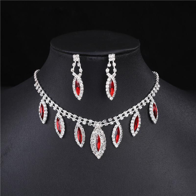 Versatile Rhinestone and Acrylic Jewelry Set: Necklace  Earrings with Claw Chain and Teardrop Design