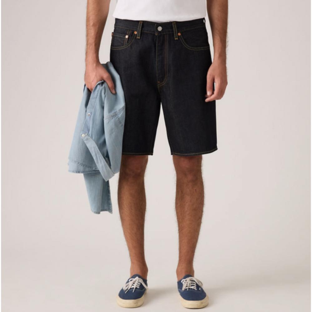 Levi S Men S 468 Stay looSe ShortS A84610038