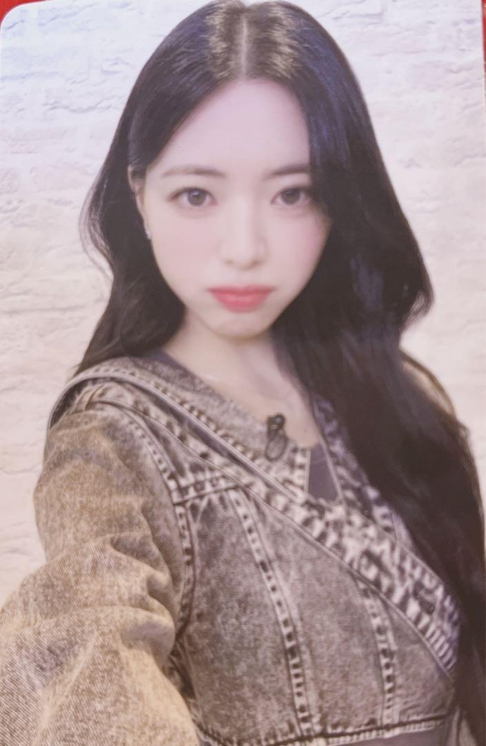 

[Б/У] ITZY Юна RINGO Осака Лимитированная Торговая Карточка