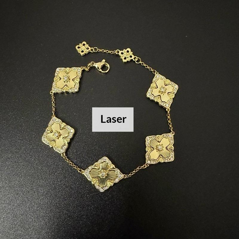 Five-flower Bracelet for Women Four-leaf Clover Bracelet Classy Flower-encrusted Bracelet
