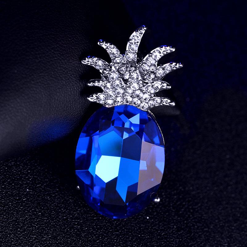 Bo Xin Yun Crystal Pineapple Brooch - Women s European  American Jacket Accessory Pin