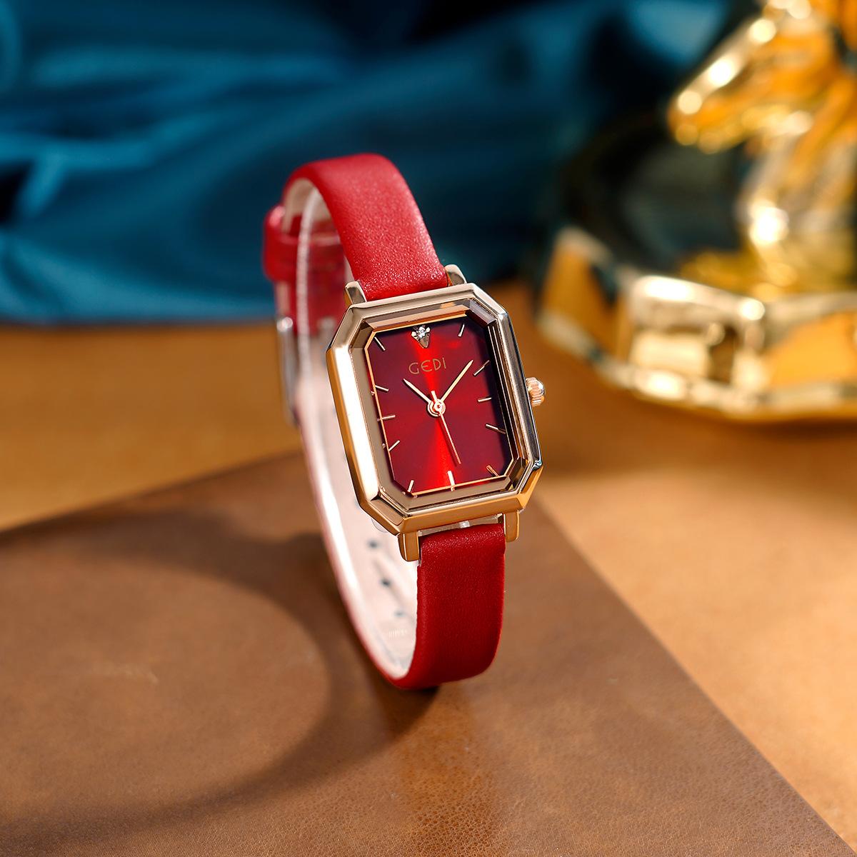 Niche Temperament Versatile Women S Watch Simple Retro Fashion Student Waterproof Quartz Watch