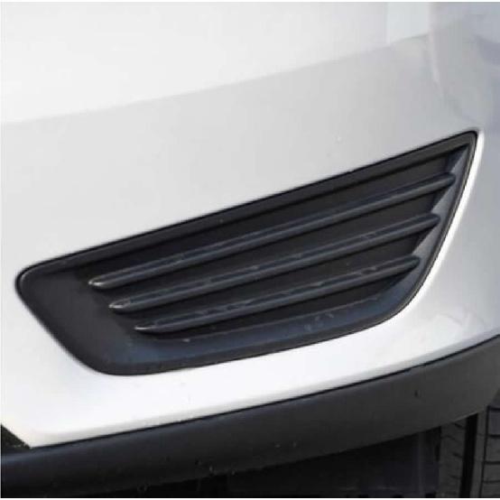 Pro Ford Focus 2015 2016 2017 Kryt mlhového světla Kryt mlhového světla Mřížka předního nárazníku Kryt světlometu Ne