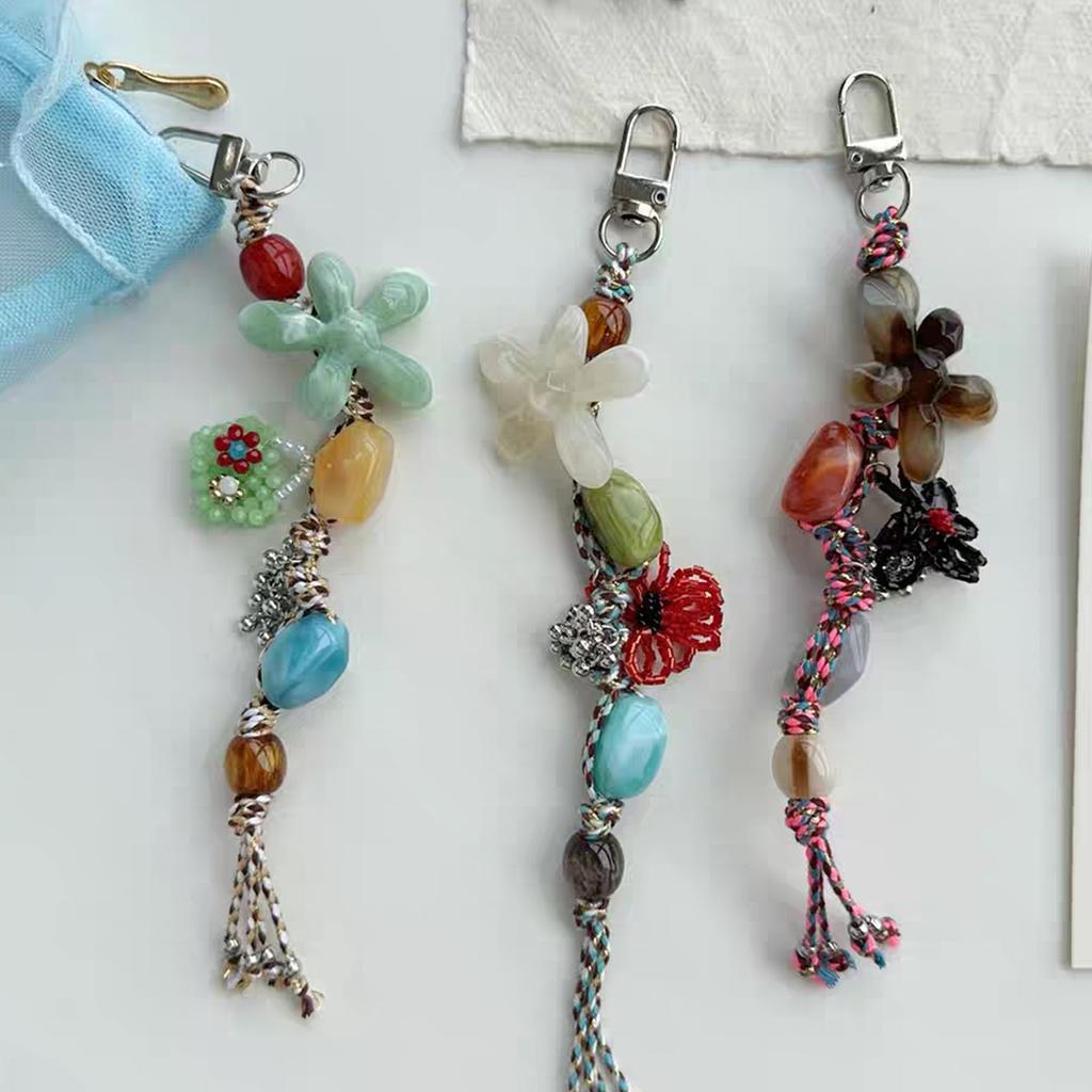 Vibrant Resin Flower Bead Keychain Phone Lanyard with Retro Charm Hanging Accessory for Phone Bag Gift Idea