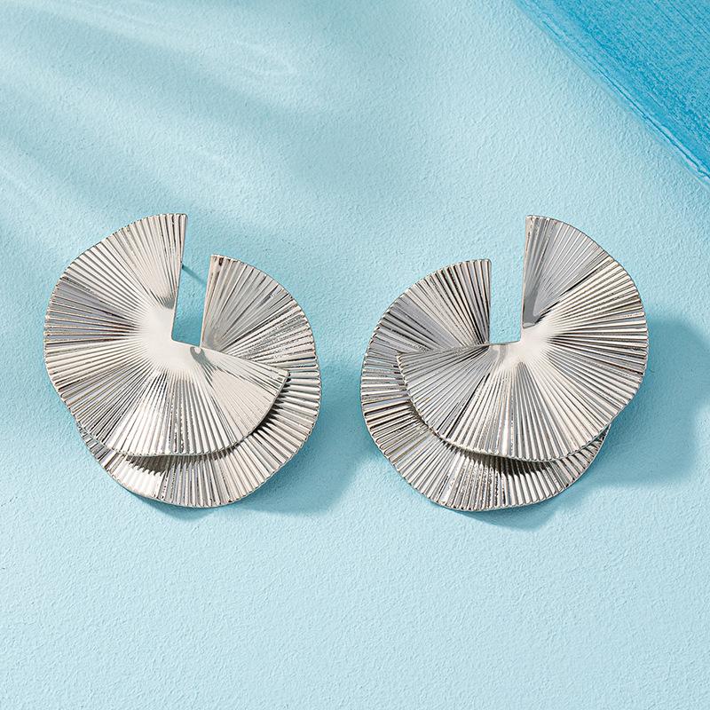 Distorted Fan Design Exaggerated Fashion Big Stud Earrings for Women Europe and American Style Personality Party Ear Zircon