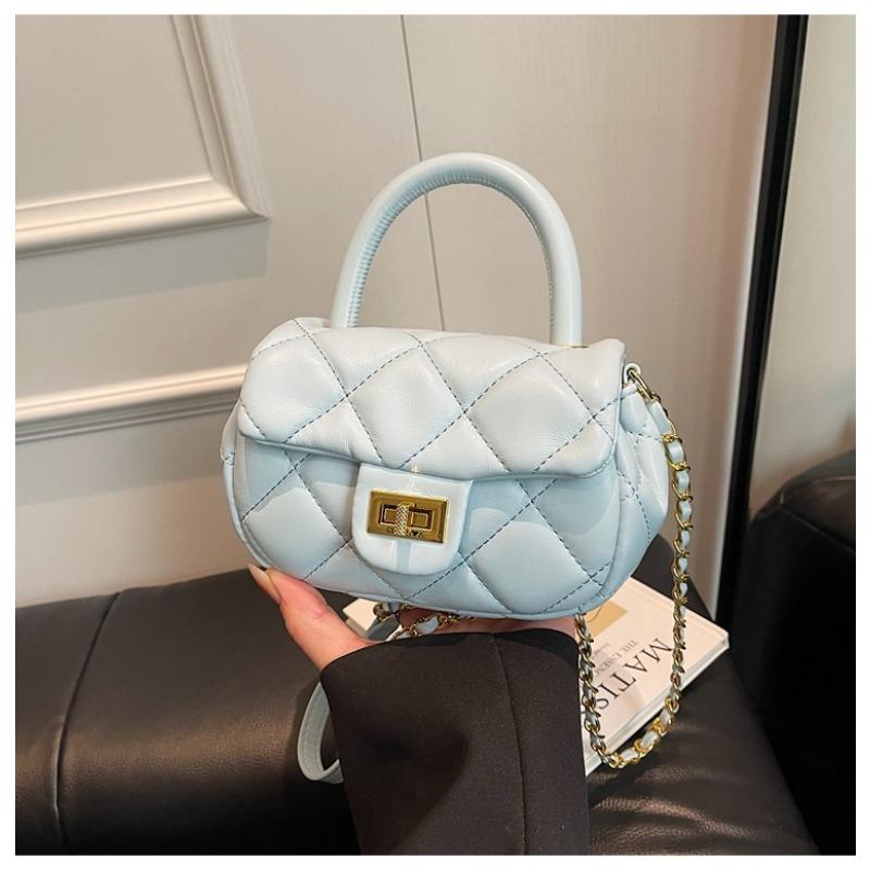 Rhombus chain bag women's new summer niche design messenger bag portable small square bag