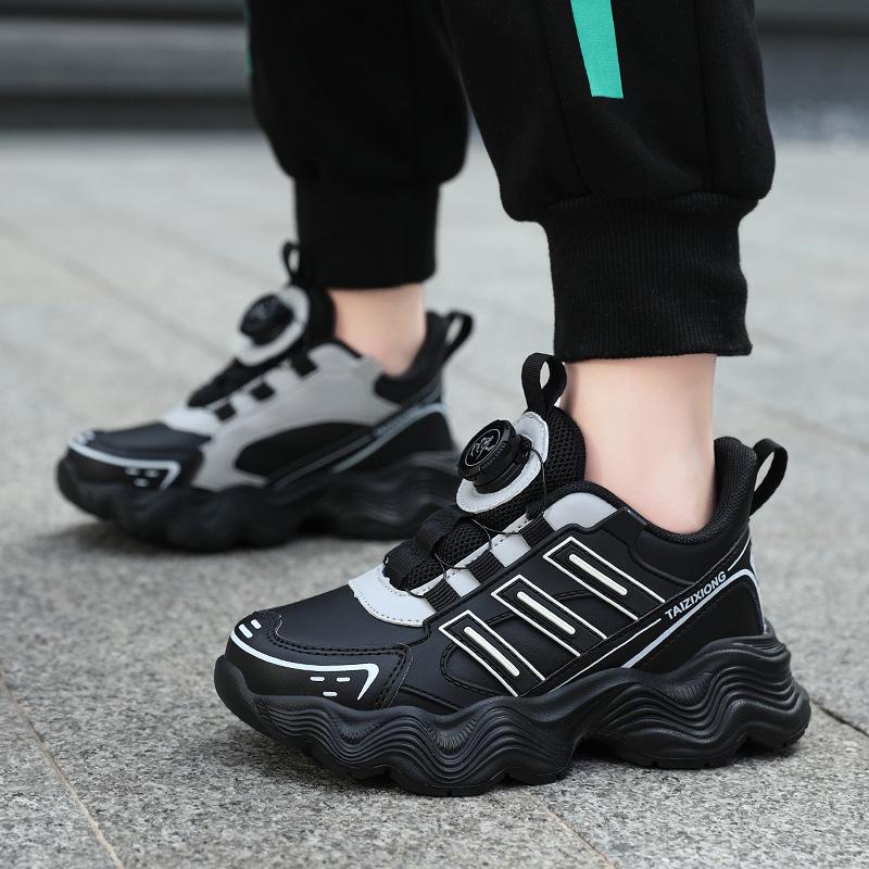 Girls shoes leather surface children's sports shoes 2025 summer new rotating buckle soft sole boys shoes