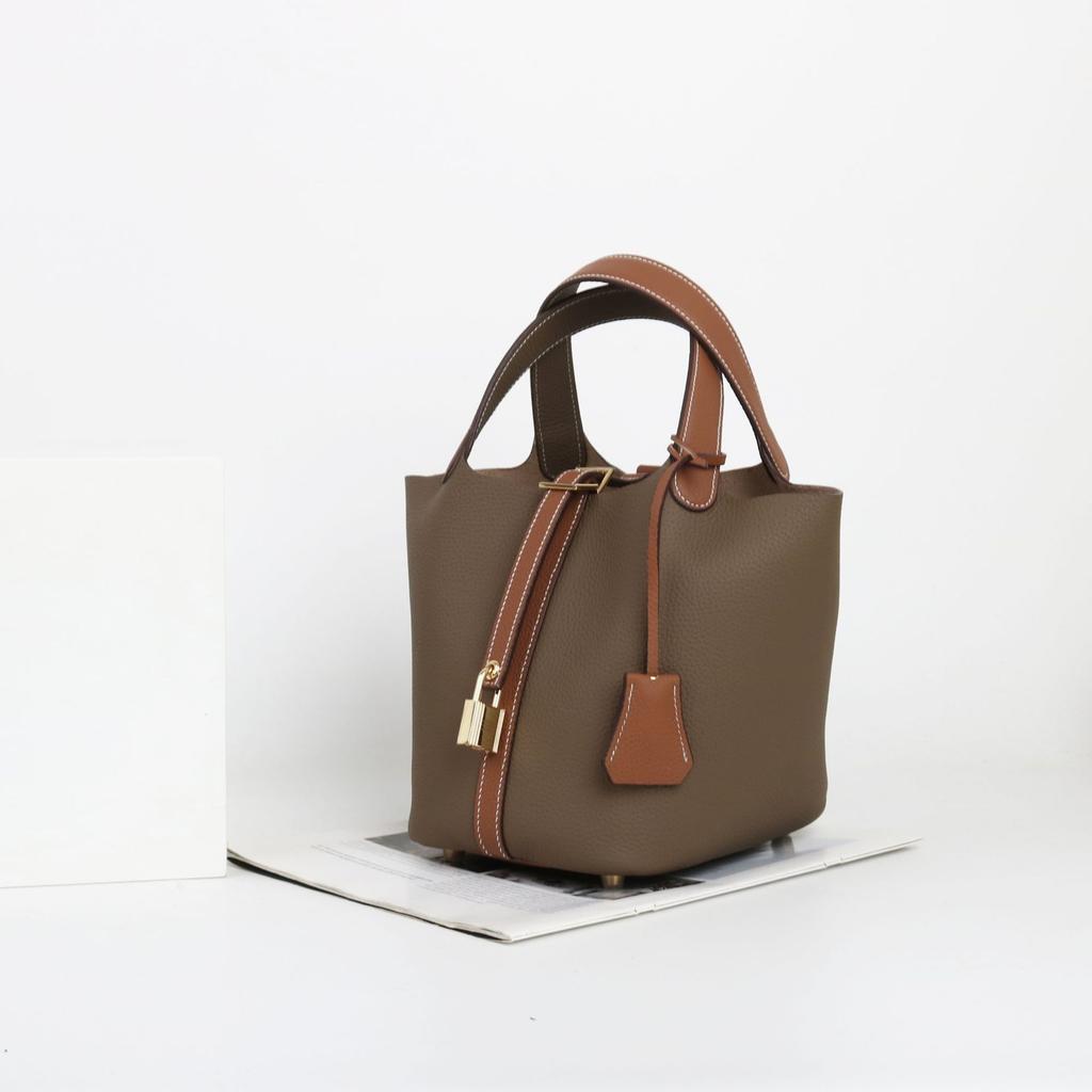 Cesta de Verduras Empalmada de Piel de Vaca de Primera Capa Togo 2026 Nueva Moda Bolso Cubo Suave de Piel de Vaca con Asa y Bolso