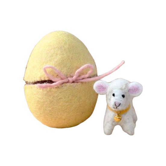 Surprise Easter Egg from Wool Felt Handmade Felted Easter Egg with Small Animals Hidden Inside Easter Basket Stuffer for Home Decor