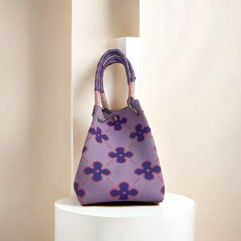New Woven Ring Buckle Bag Knitted Bag Three-dimensional Magnetic Buckle Handbag Handbag Handbag Knitting