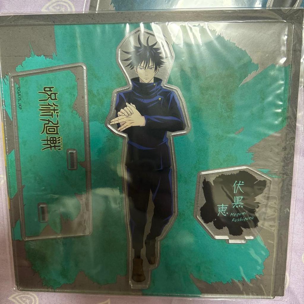 Used Jujutsu Kaisen acrylic stand can badge bulk sale